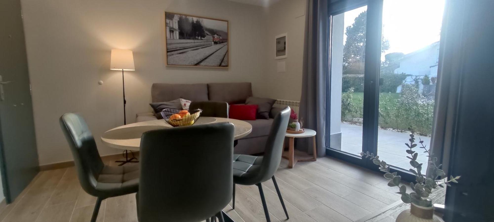 Rincones De Riaza Solo Adultos Pensionat Eksteriør billede